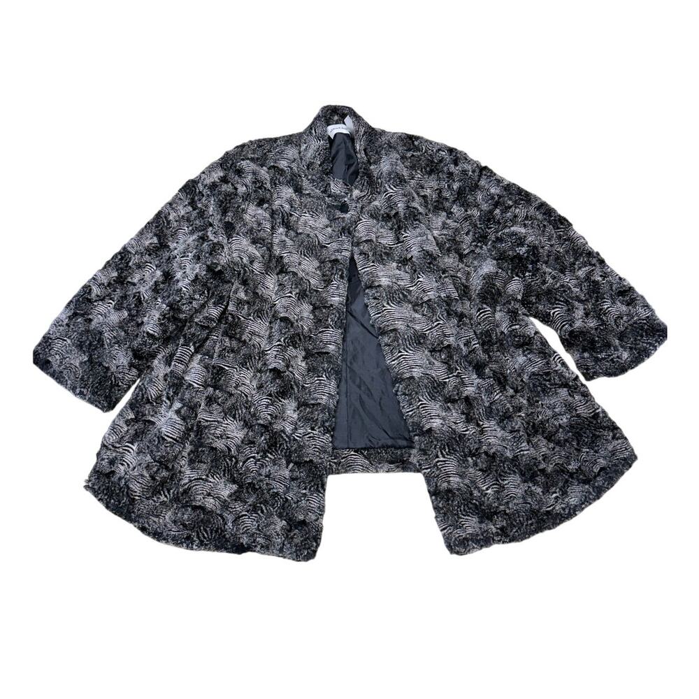 Alfred Dunner Women's Faux Fur Textured Swirl Open Front Jacket Size 20